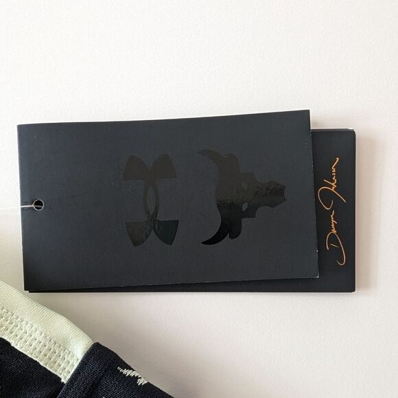 UnderArmor Women's Project Rock Crossback Printed Sports Bra NWT - Picture 3 of 5